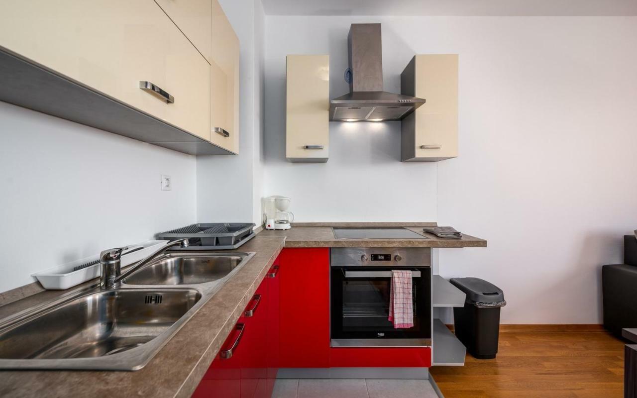 Laura House With Apartment 乌马格 外观 照片